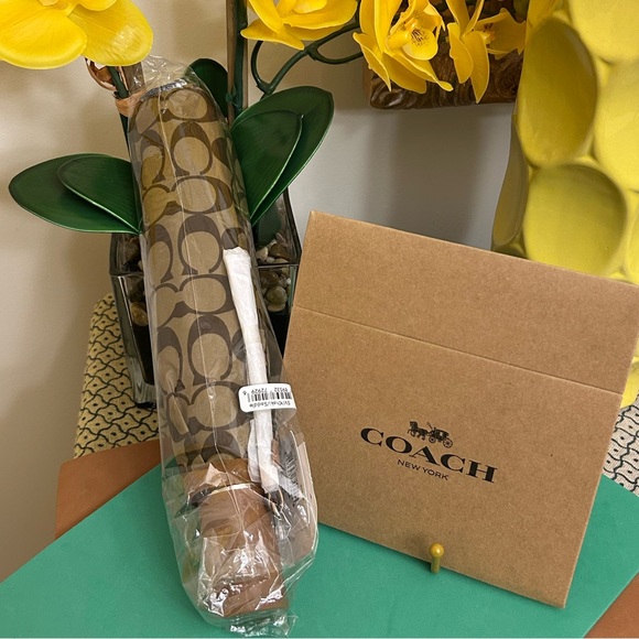 NWT COACH Designer Umbrella - Unisex - Picture 4 of 8